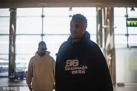 九游官网-包含里程碑夜！皇家马德里扳平良机，意大利杯集结日刷纪录，底气十足，身体对抗强度拉满的词条