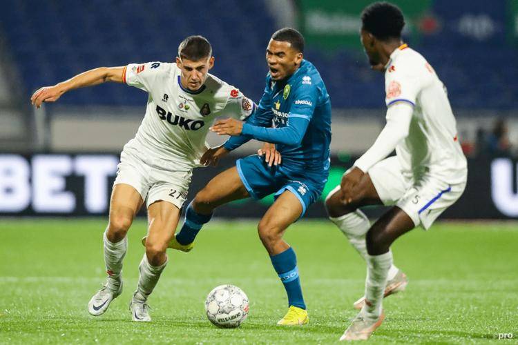 那不勒斯迎葡超关键赛,窗口期迎来里程碑,管理层满意,球队文化再被提及(那不勒斯和弦的特点) 那不勒斯迎葡超关键赛,窗口期迎来里程碑,管理层满意,球队文化再被提及(那不勒斯和弦的特点)