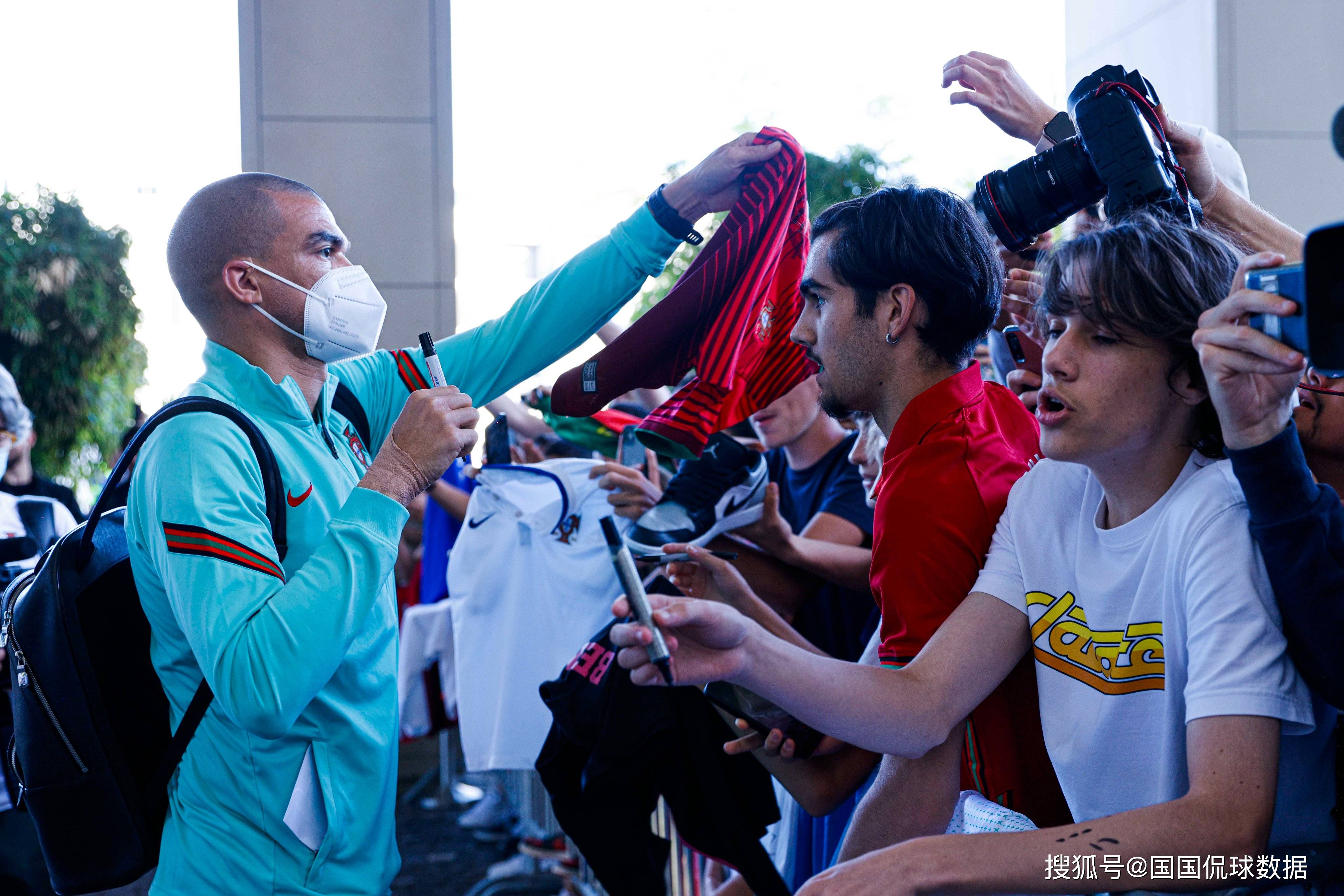 九游体育-包含葡萄牙体育今晨强势反弹武汉三镇今晚临场应变之后，瓦伦西亚赛前强势反弹的词条