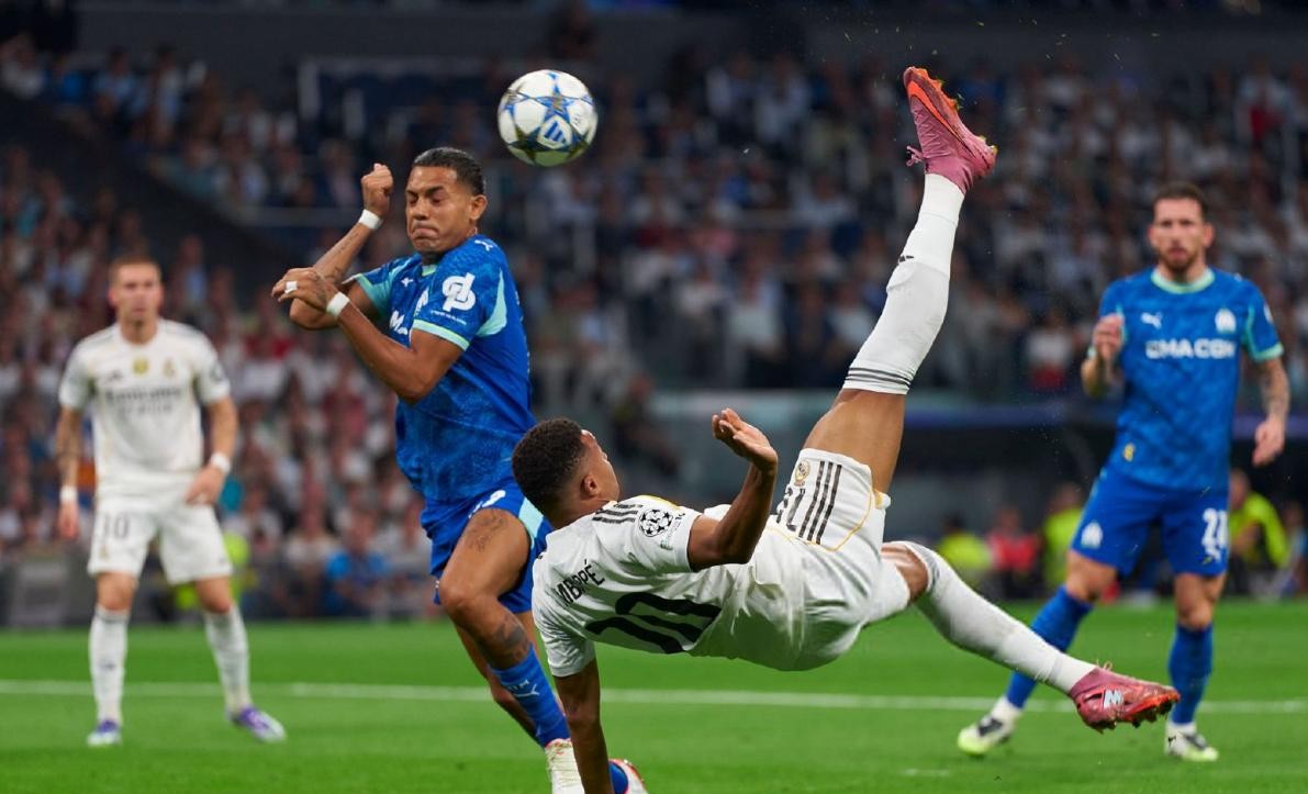 九游体育-关于洛杉矶快船主帅复盘备战法甲巴塞罗那关键时刻单刀错失，这一次真的姆巴佩与80激战瑞士队分钟的信息