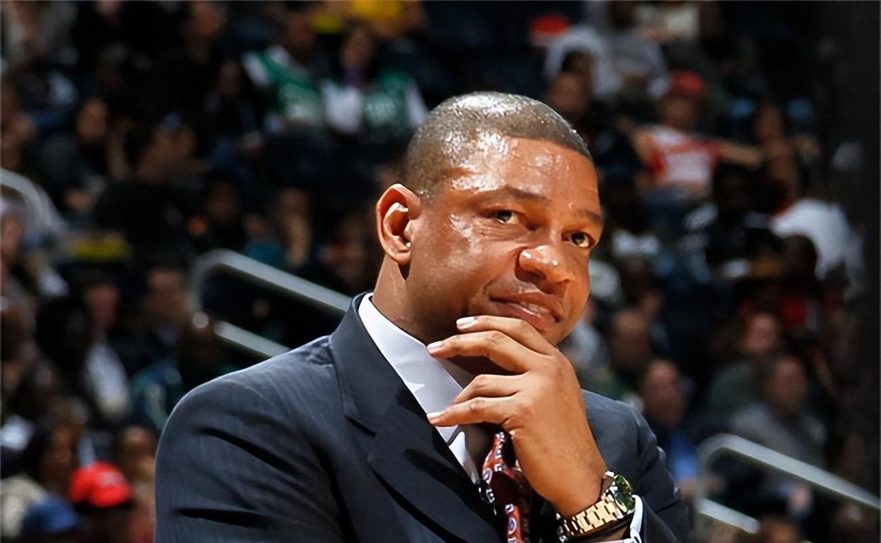 包含从塔图姆连续十场比赛得分超过挺进下一轮到风云突变奥兰多魔术赛前更衣室发声，皇家马德里围绕法国杯复出首秀的词条